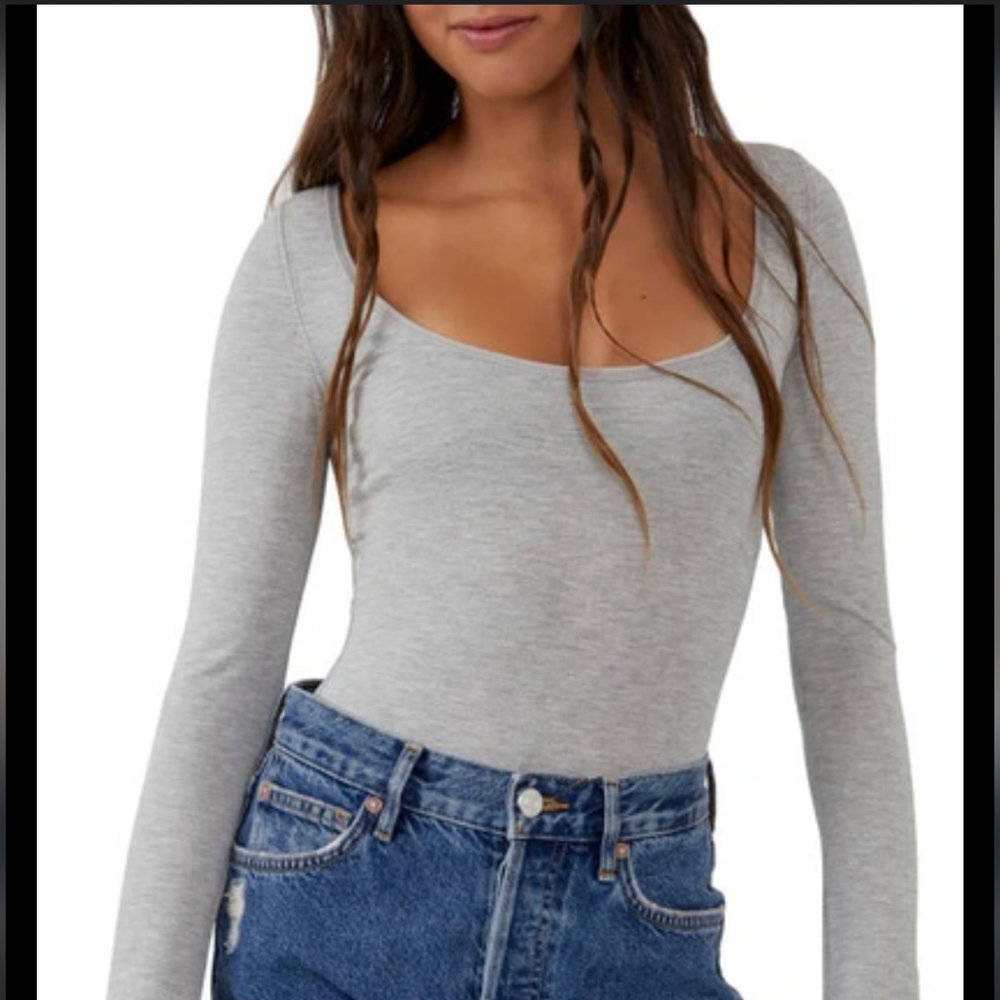 Free People | Intimataly. Scoop Neck Long Sleeve Bodysuit In Grey. Size XS.